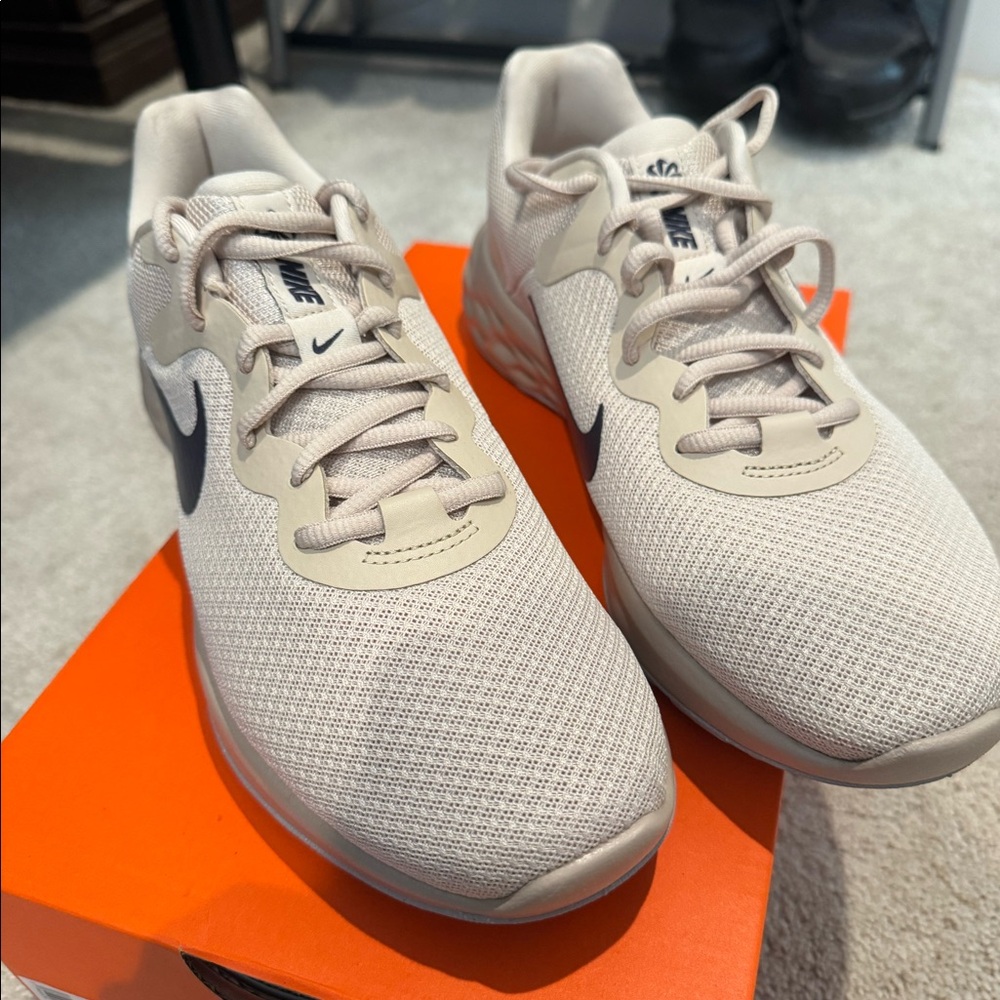 Men’s Revolution 6 NN Nike Shoes